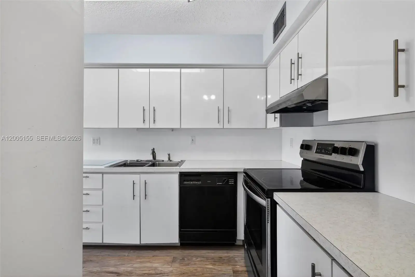 13950 Via Flora # D, Delray Beach FL 33484 photo 2