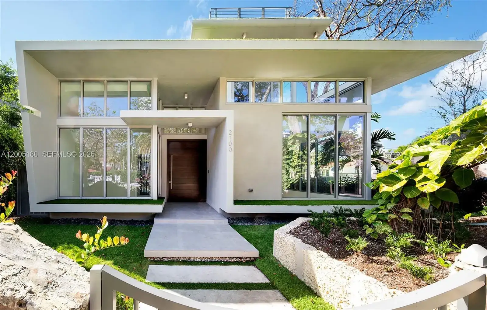 2100 S Miami Ave, Miami FL 33129 photo 4