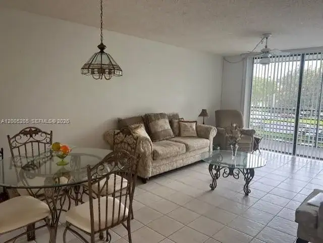 1101 Colony Point Cir # 318, Pembroke Pines FL 33026 photo 5