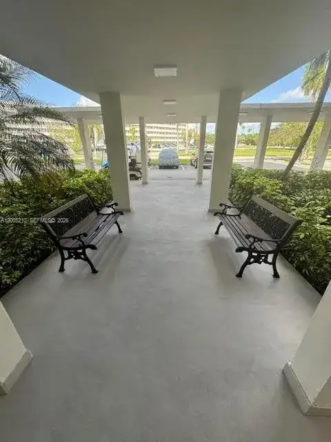 2861 Leonard Dr # F514, Aventura FL 33160 photo 3