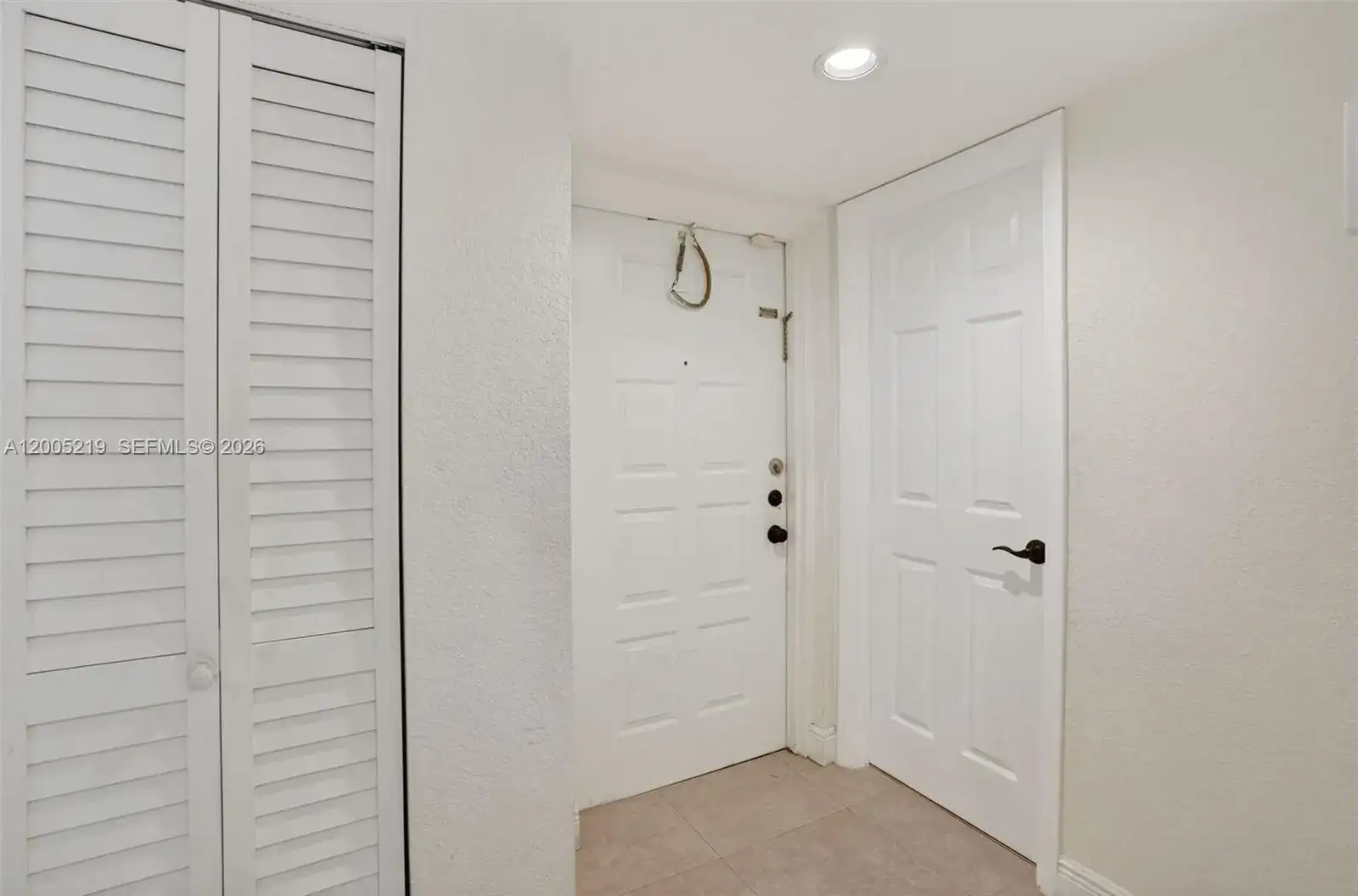845 NW 91st Ter, Plantation FL 33324 photo 3