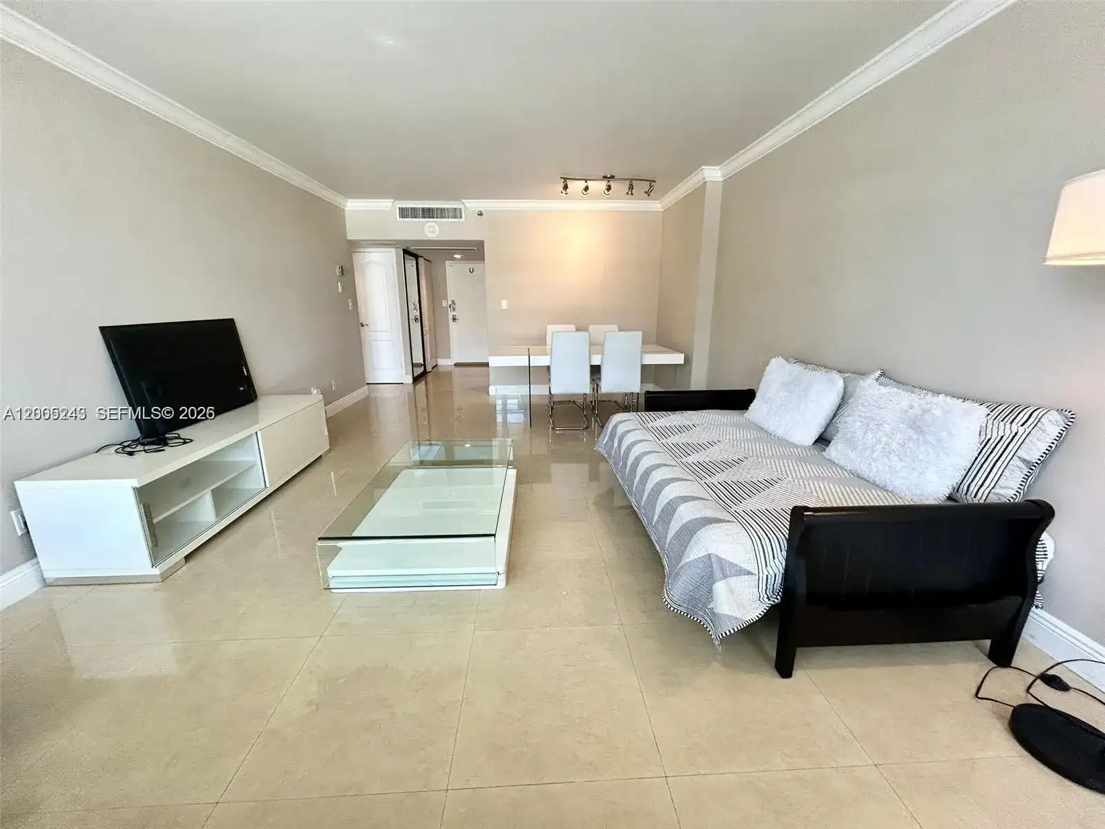 100 Lincoln Rd # 1010, Miami Beach FL 33139 photo 2