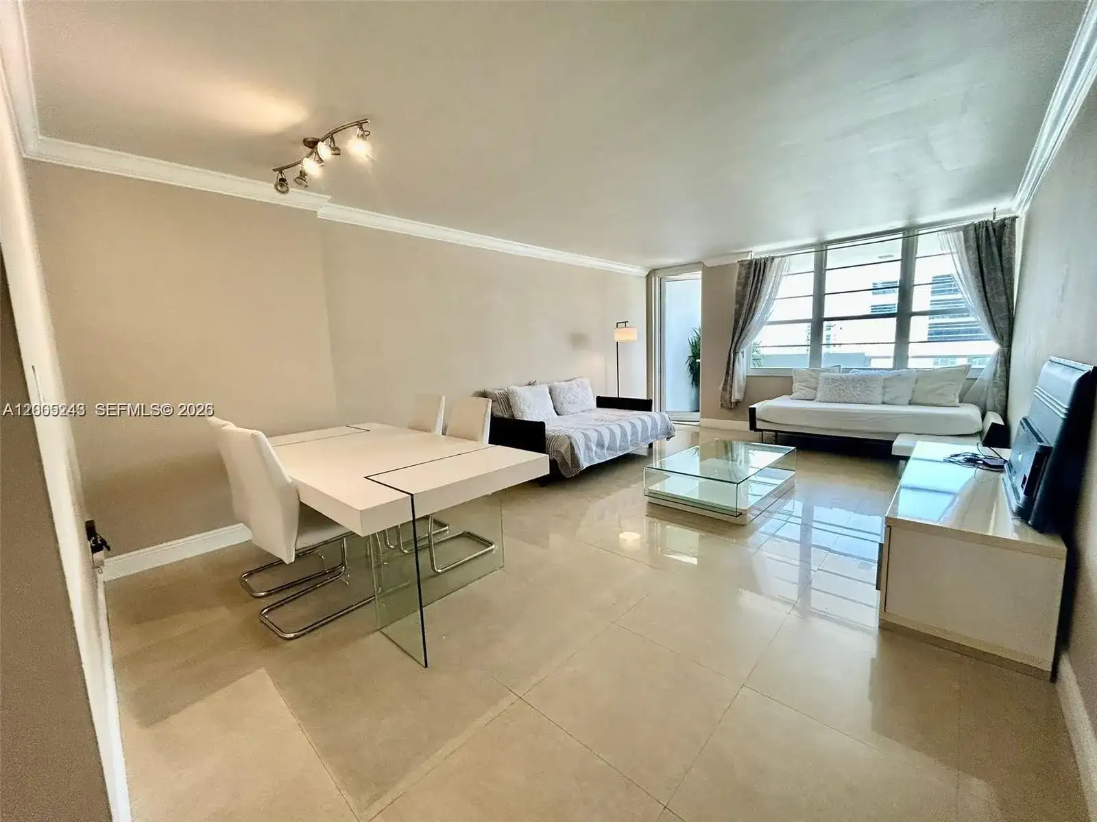100 Lincoln Rd # 1010, Miami Beach FL 33139 photo 3