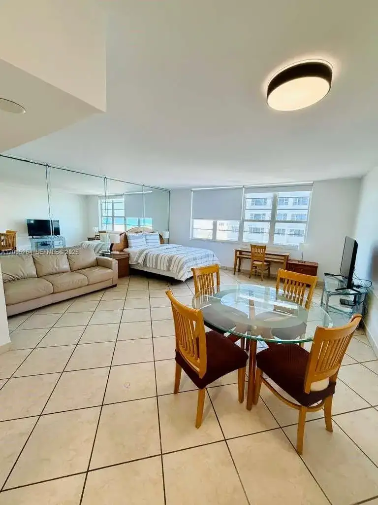 100 Lincoln Rd # 731, Miami Beach FL 33139 photo 2
