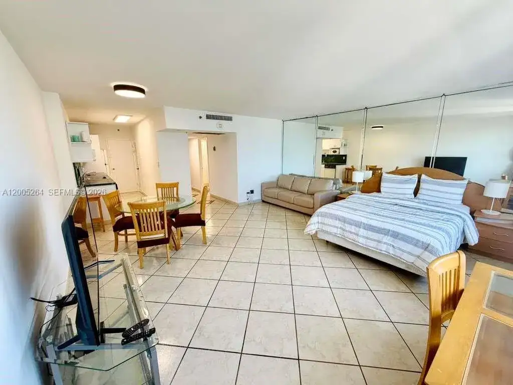100 Lincoln Rd # 731, Miami Beach FL 33139 photo 3