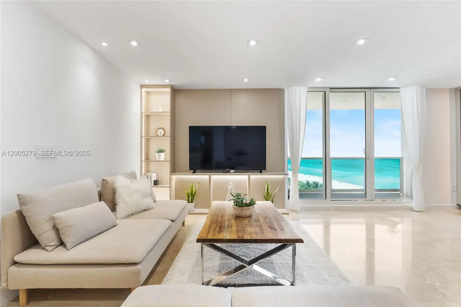 2301 Collins # 1011, Miami Beach FL 33139 photo 3
