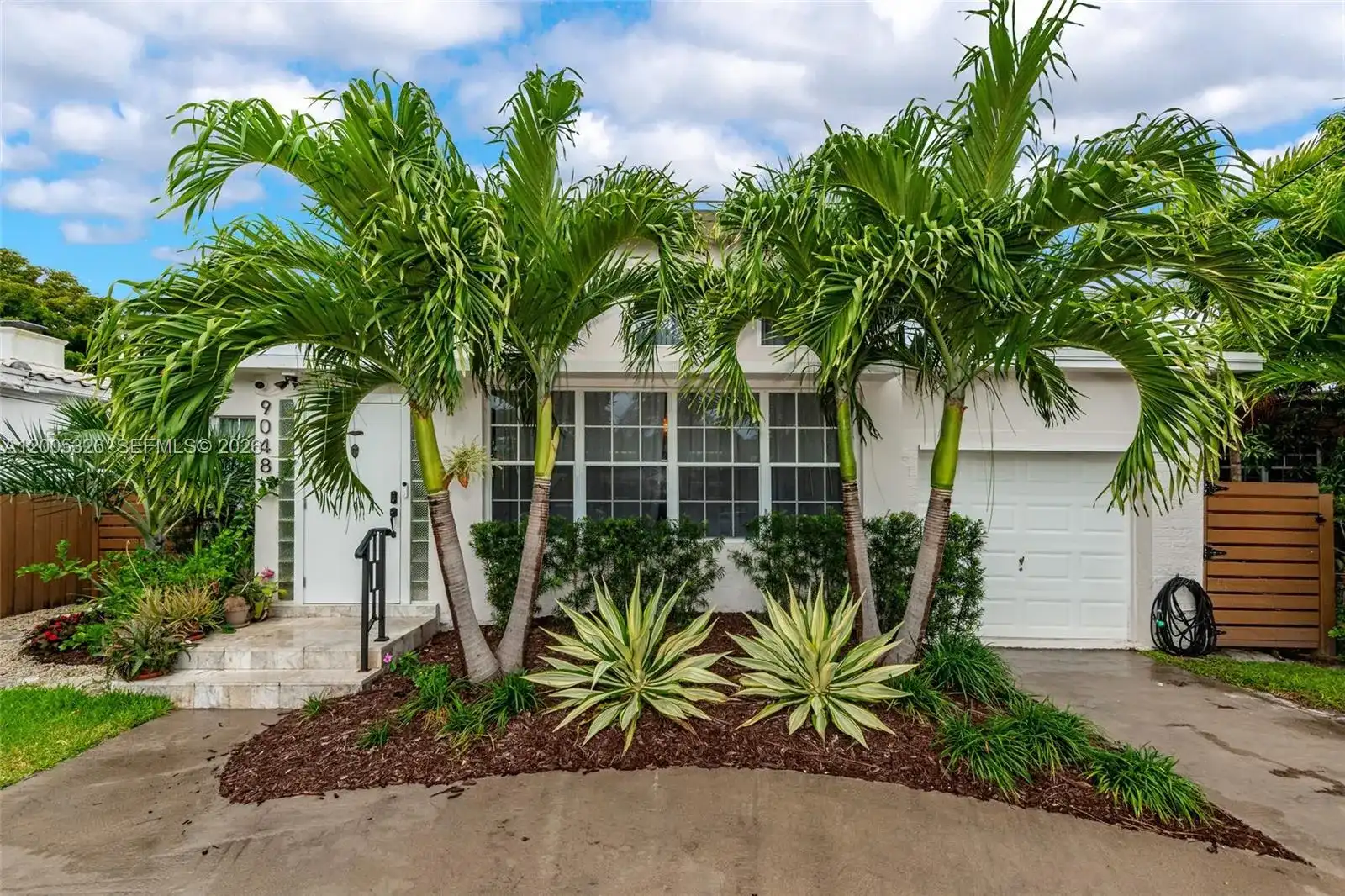9048 Carlyle Ave, Surfside FL 33154