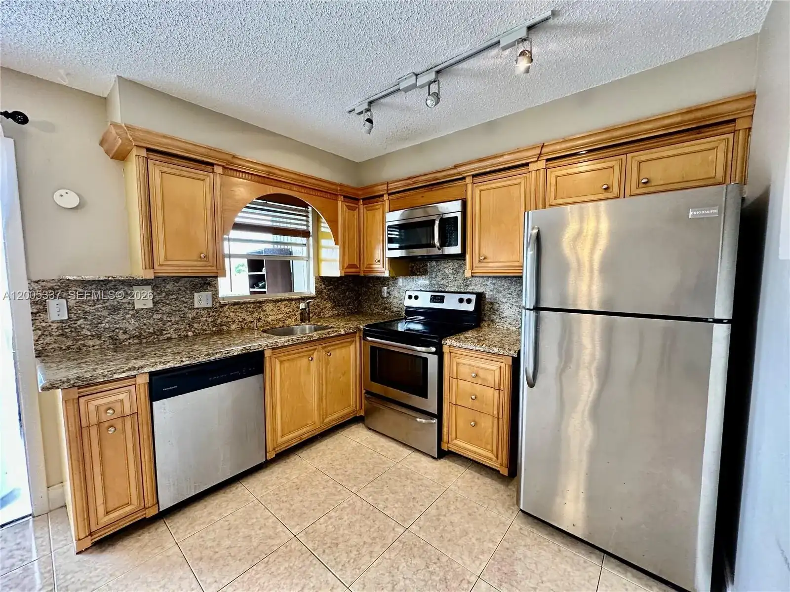 1100 SE 4th Ave # 32, Deerfield Beach FL 33441 photo 4
