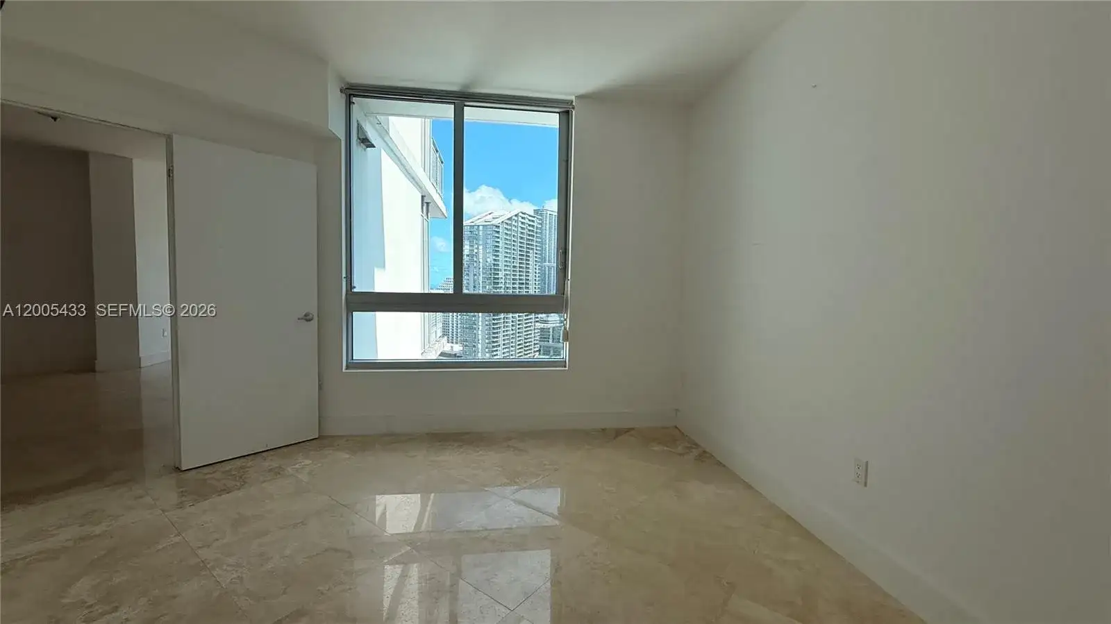 350 S Miami Ave # 3608, Miami FL 33130 photo 5