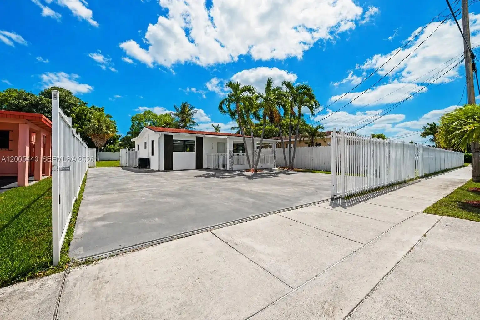 7120 SW 21st St, Miami FL 33155 photo 2