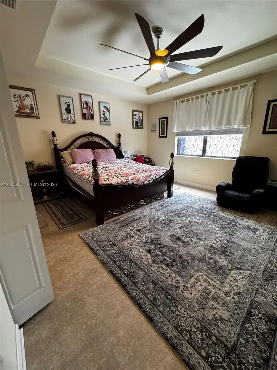 595 SE 33rd Ter, Homestead FL 33033 photo 5