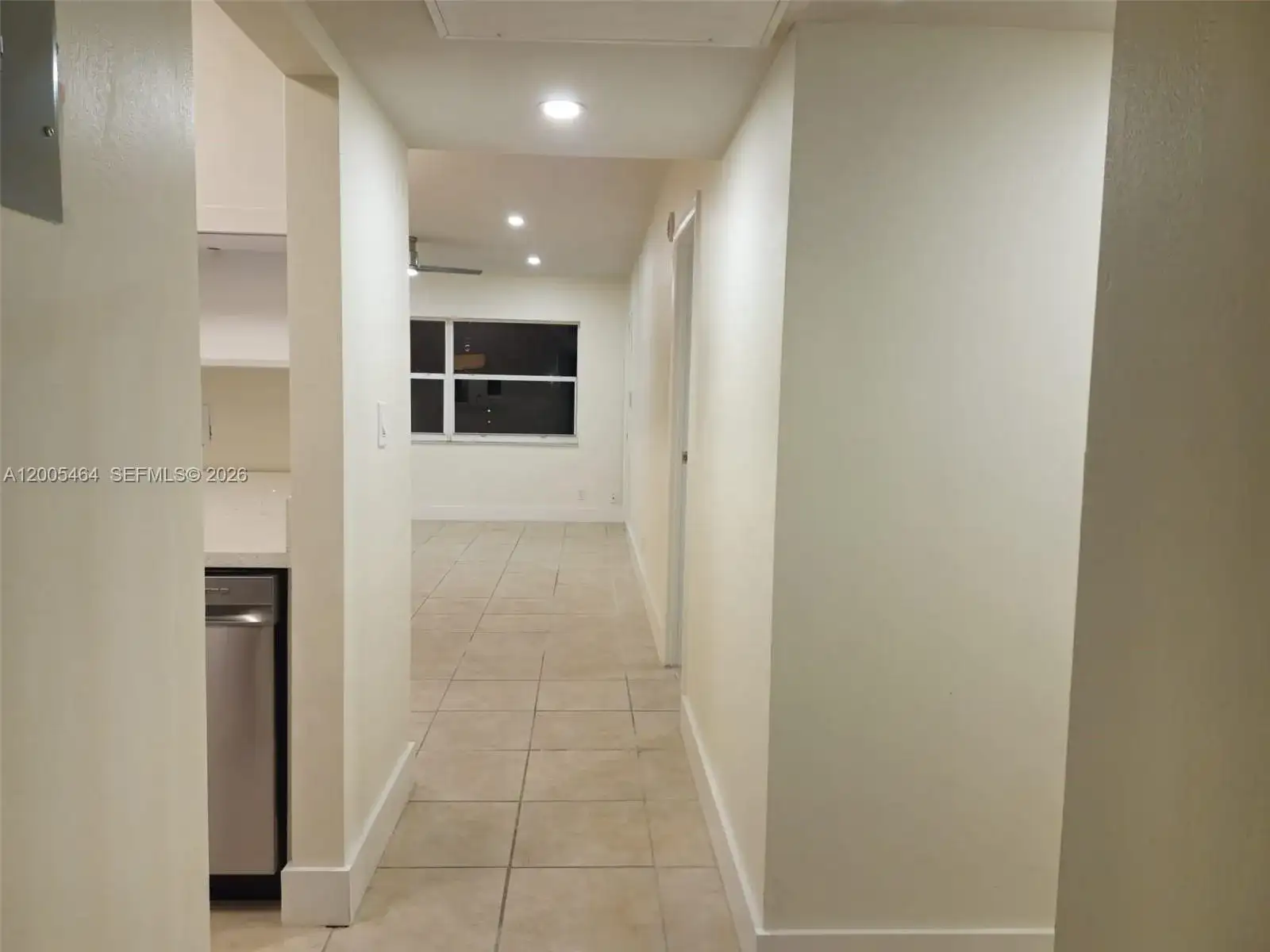 4800 NW 35th St # 607, Lauderdale Lakes FL 33319 photo 2