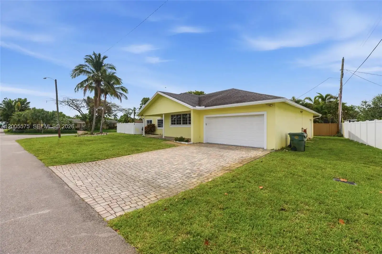 4361 NE 13th Ter, Oakland Park FL 33334 photo 2