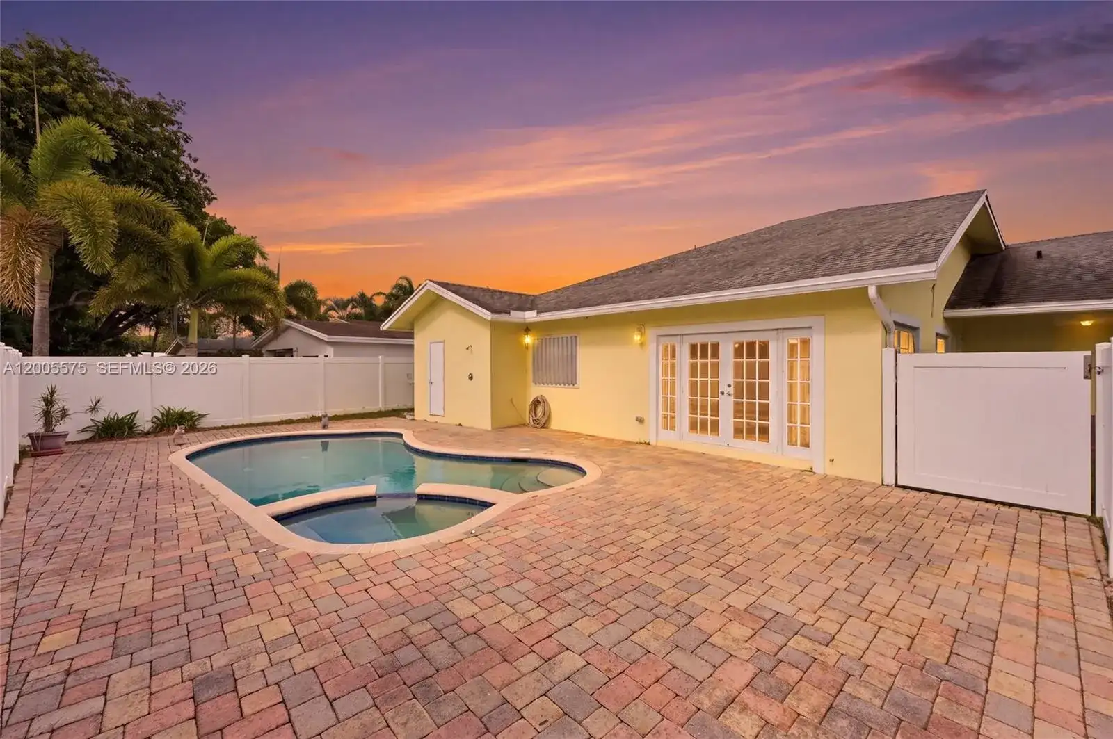 4361 NE 13th Ter, Oakland Park FL 33334 photo 3