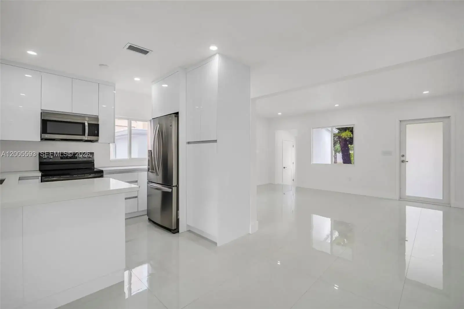 4112 SW 9th Ter, Miami FL 33134 photo 2