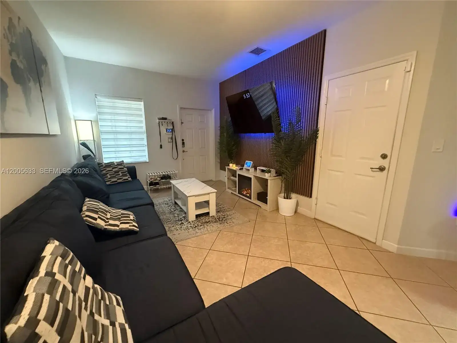 8979 SW 225th St, Cutler Bay FL 33190 photo 5