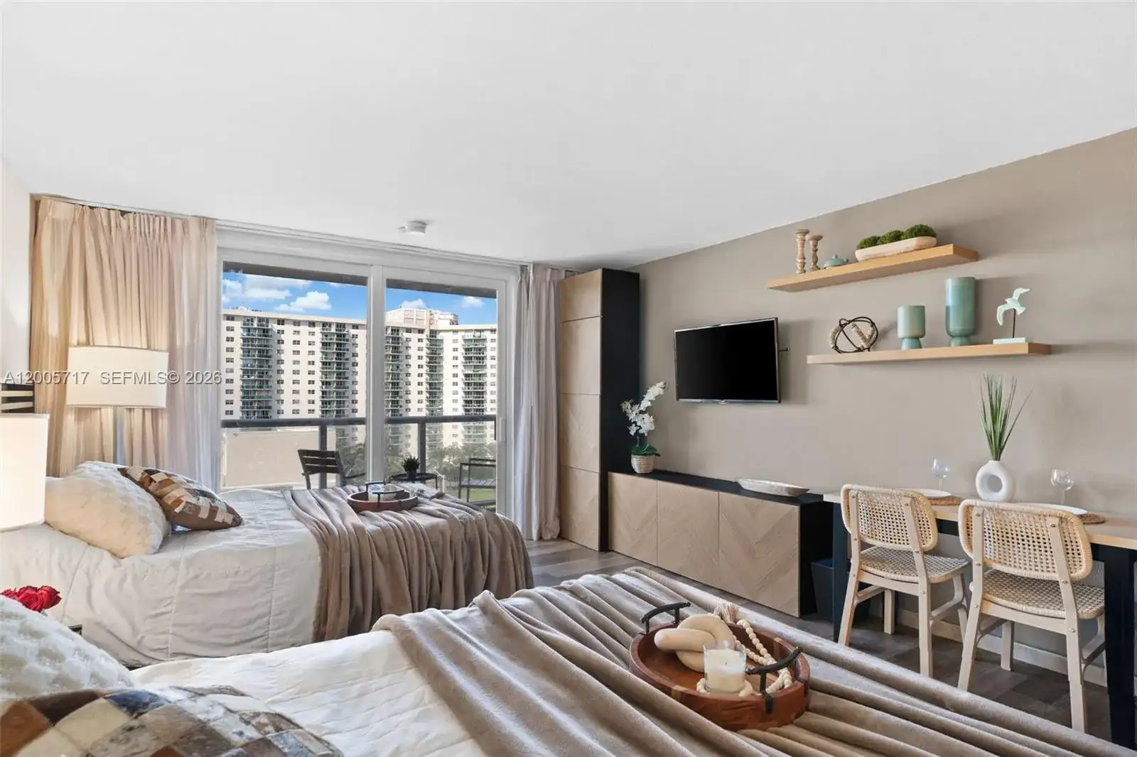 19201 Collins Ave # 736, Sunny Isles Beach FL 33160 photo 2