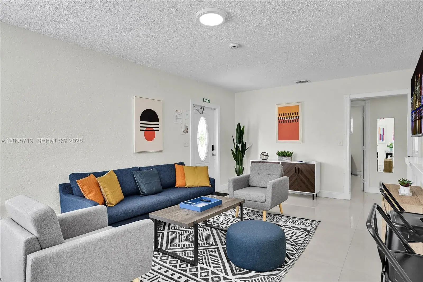 6452 Custer, Hollywood FL 33024-2024