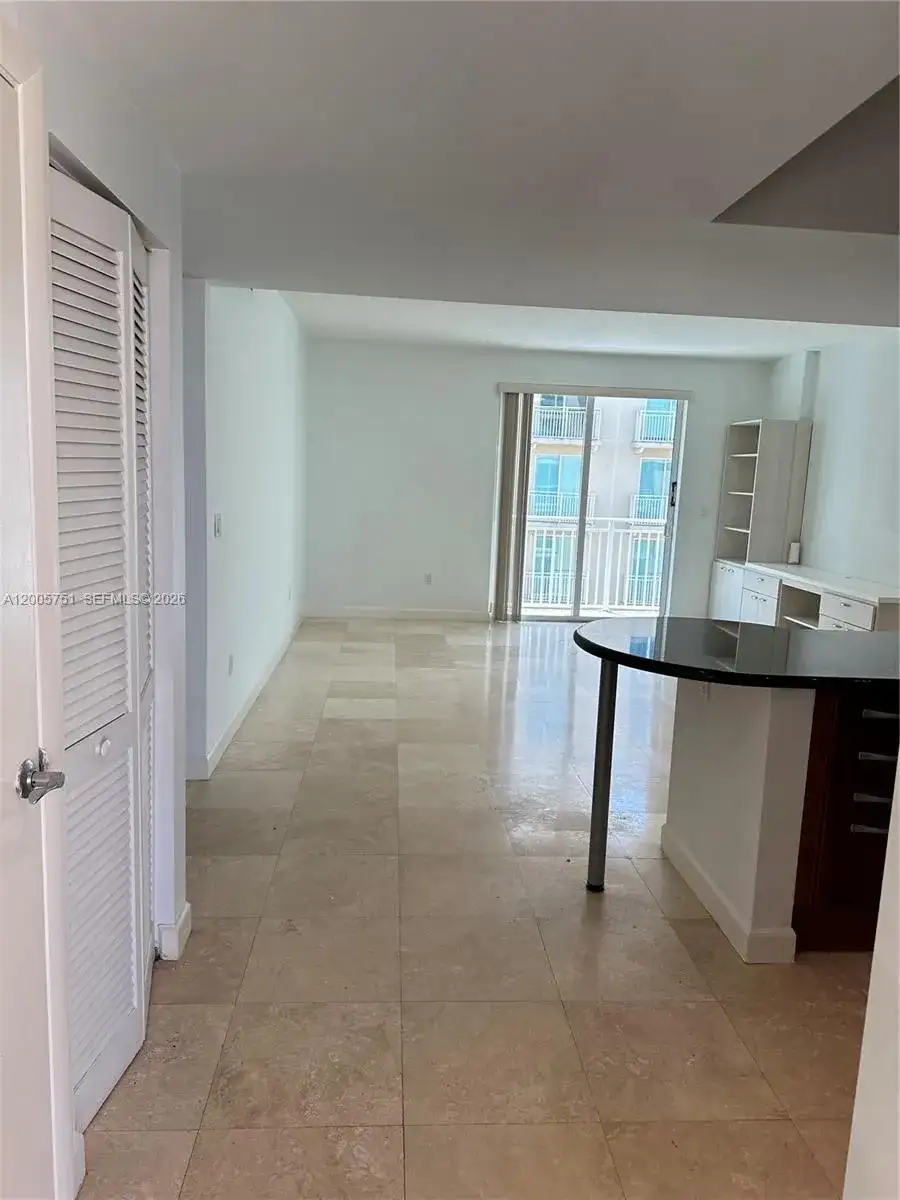7275 SW 90th St # C408, Miami FL 33156 photo 3