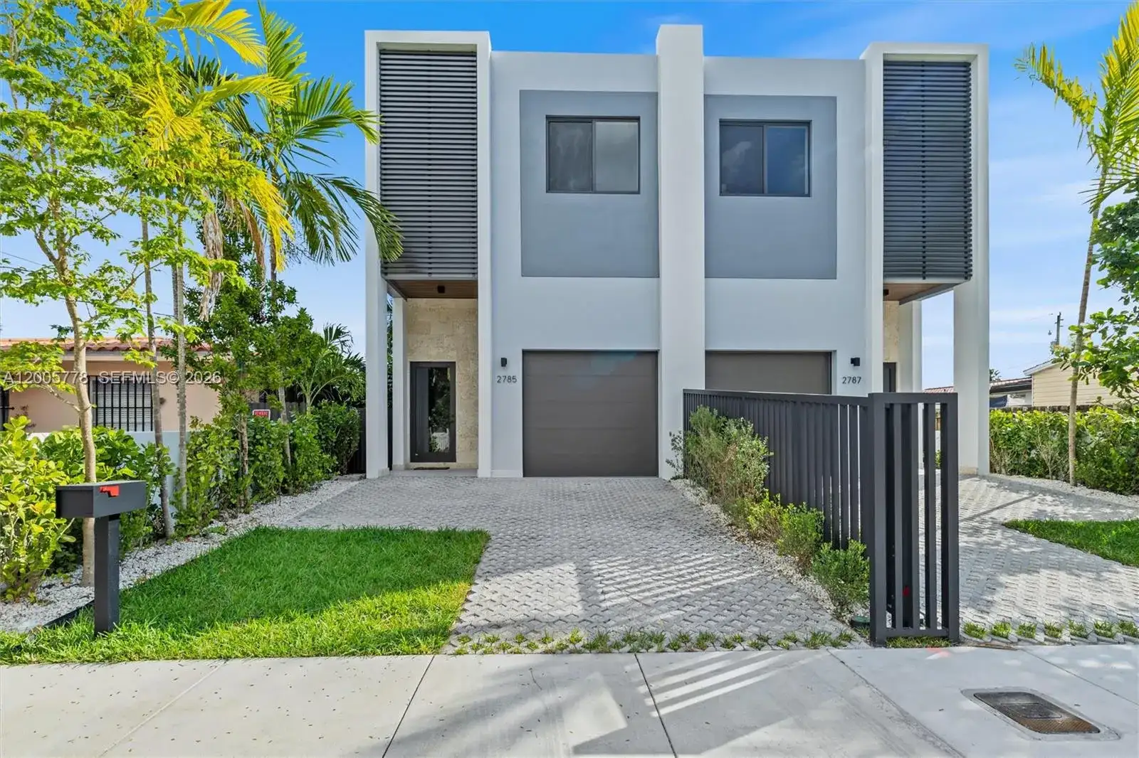 2787 SW 34th Ave, Miami FL 33133 photo 3