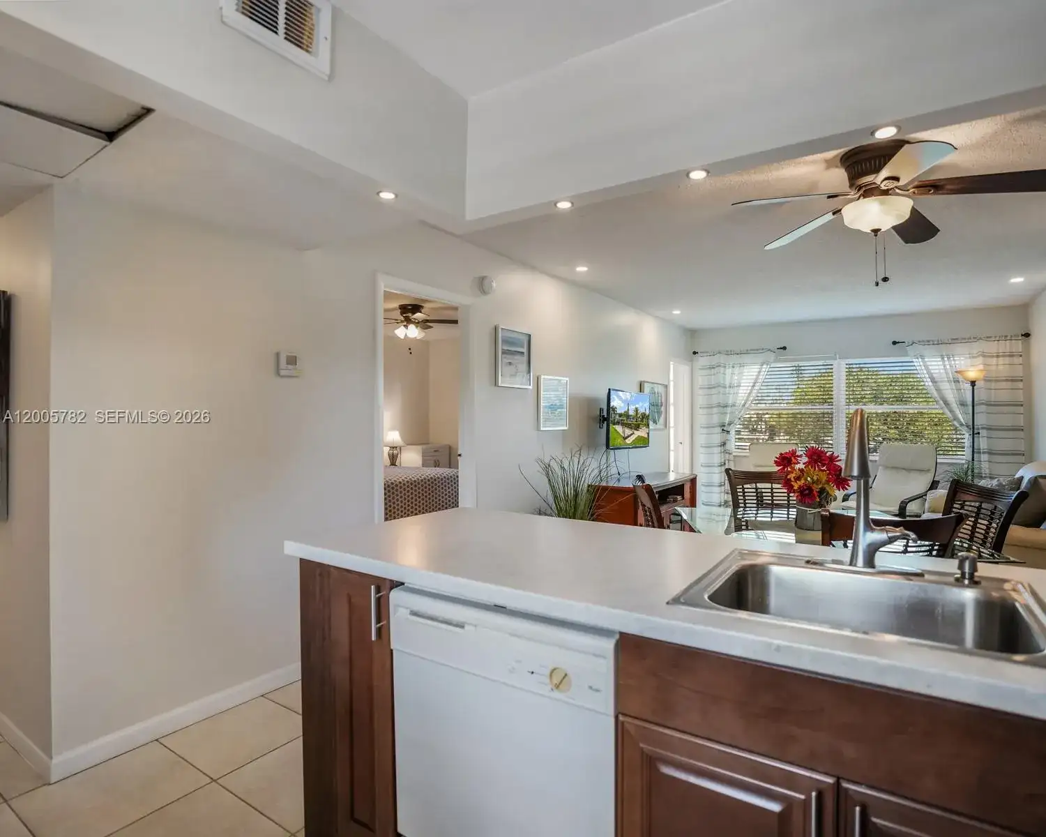 3506 NW 49th Ave # 511, Lauderdale Lakes FL 33319 photo 3