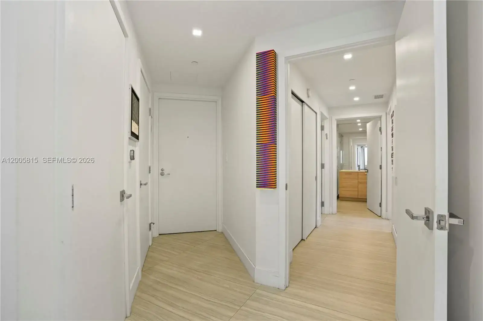 16385 Biscayne Blvd, North Miami Beach FL 33160 photo 2