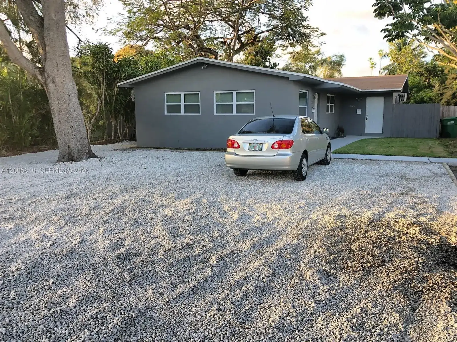 2465 NE 183rd St # 0, North Miami Beach FL 33160