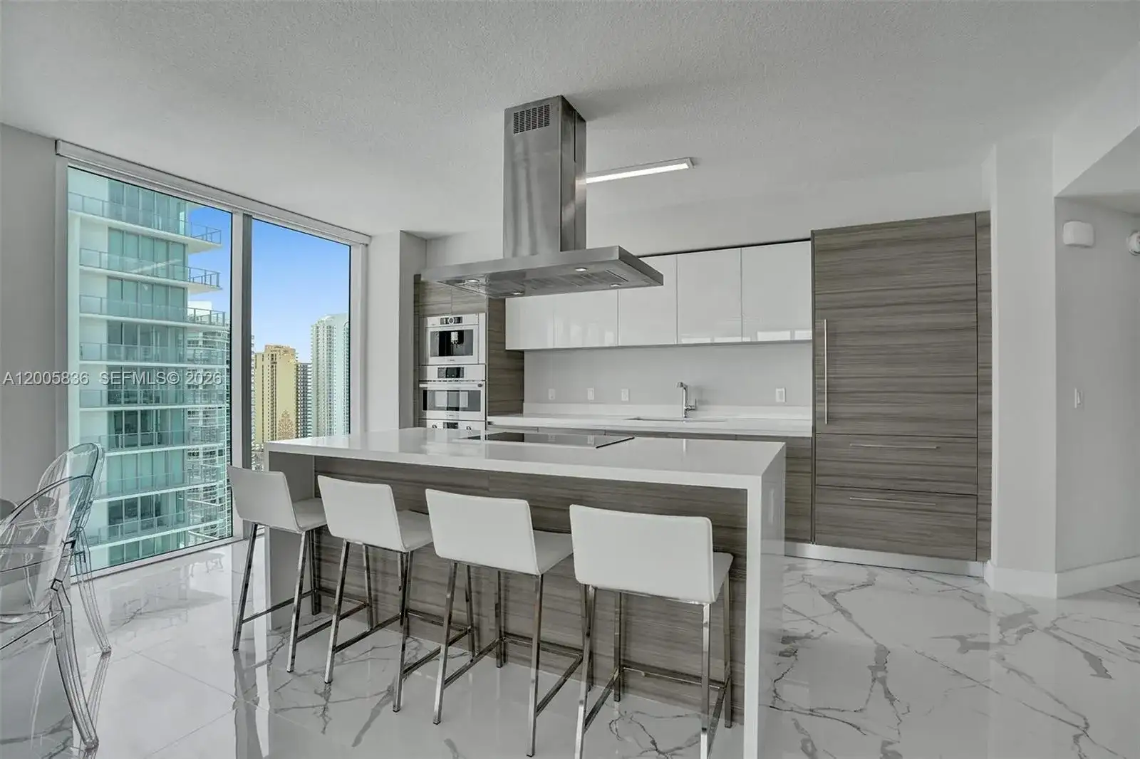 330 Sunny Isles Blvd # 2207, Sunny Isles Beach FL 33160 photo 3