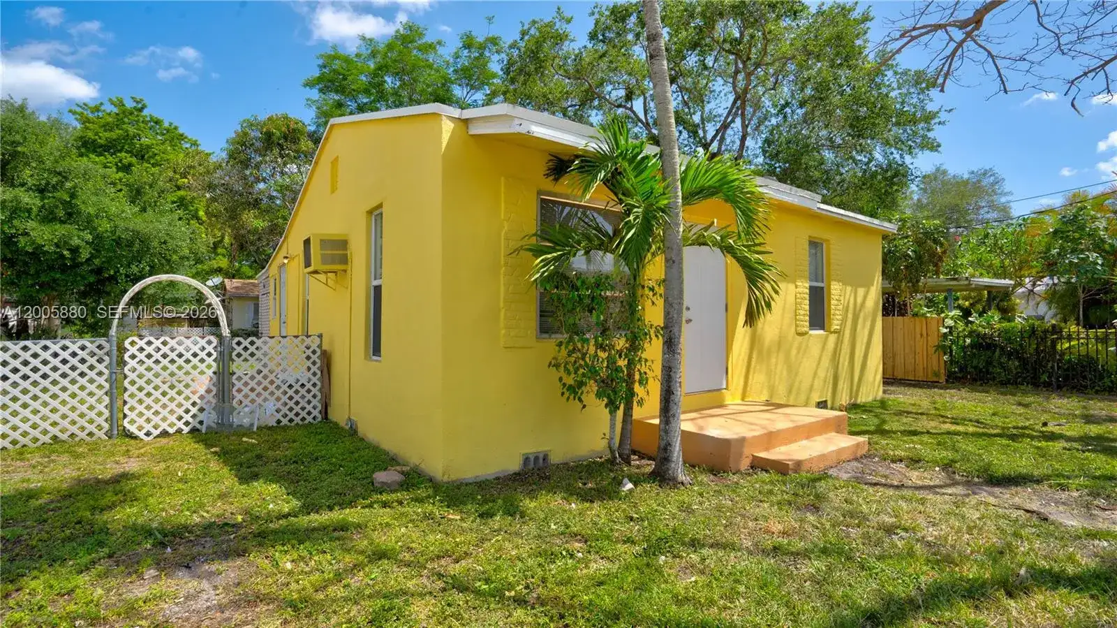 1085 NE 128th St, North Miami FL 33161 photo 3