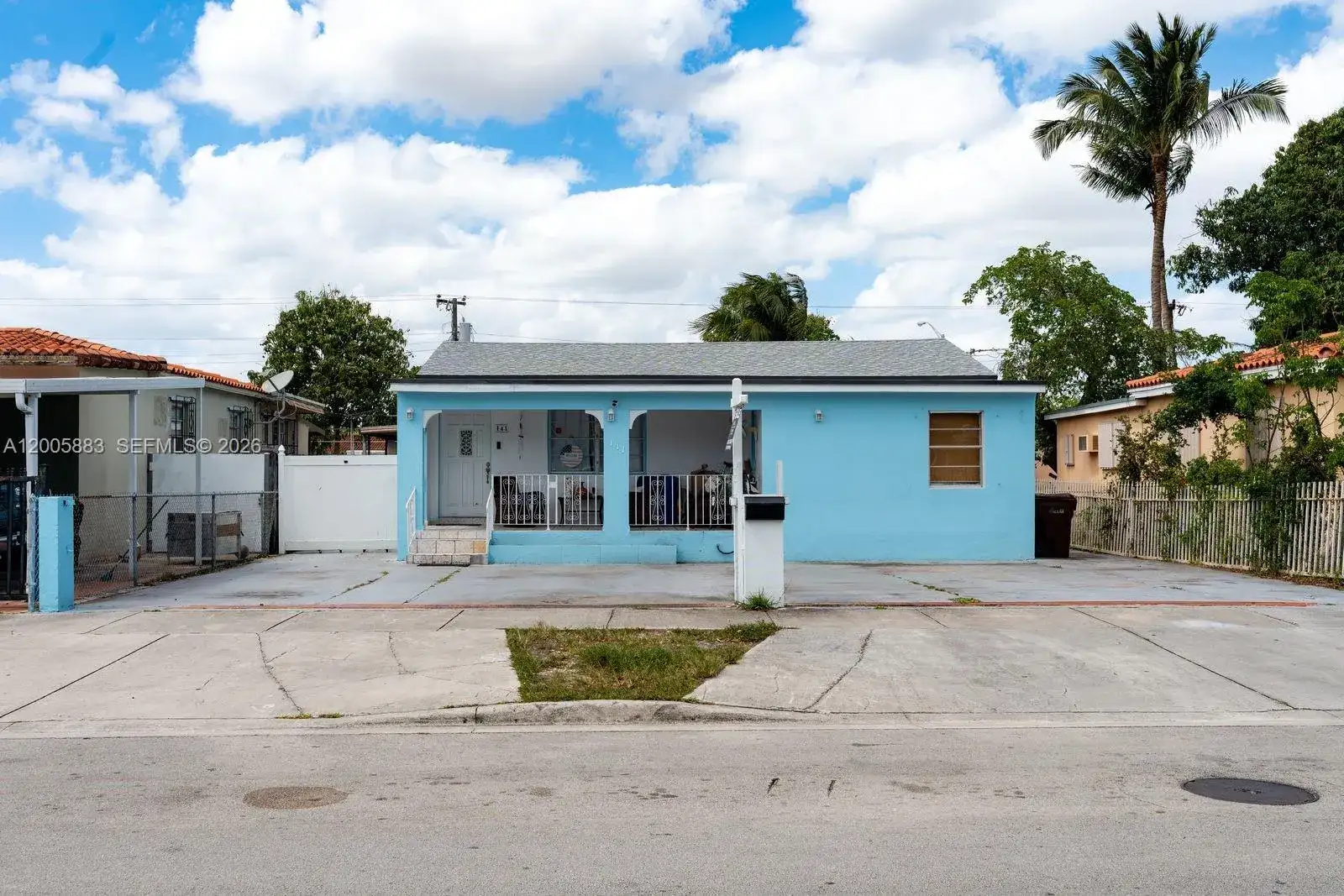 141 E 16th St, Hialeah FL 33010 photo 2