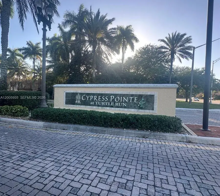 6920 W Sample Rd # 6920, Coral Springs FL 33067
