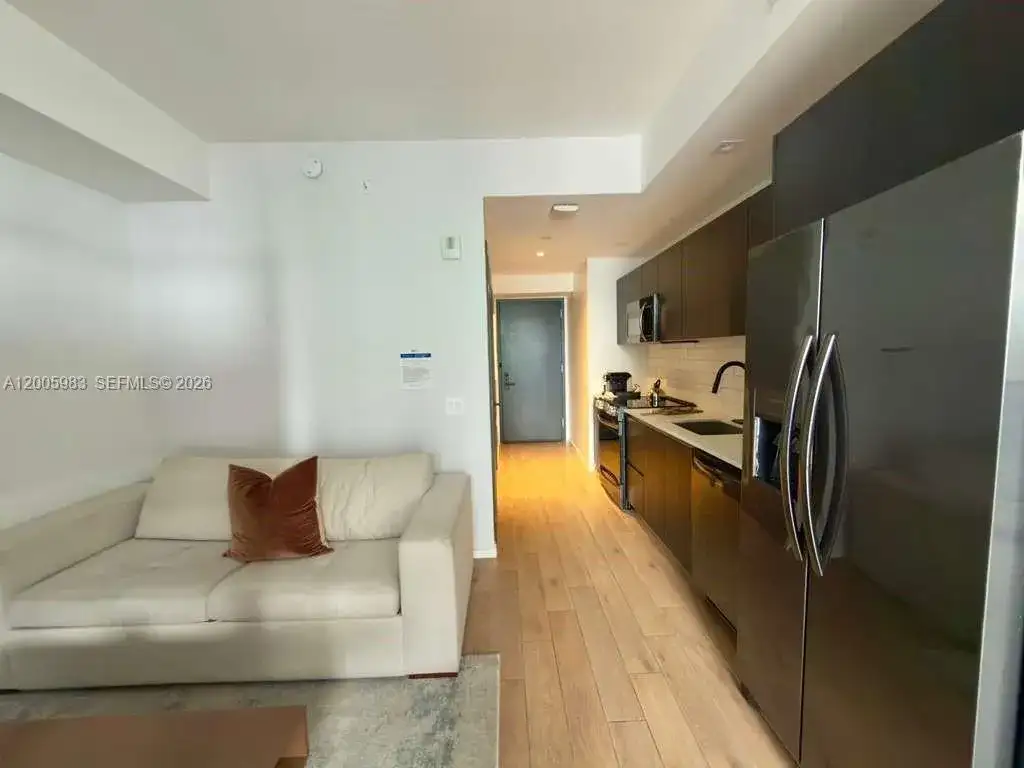 398 NE 5th St # 4313, Miami FL 33132 photo 4