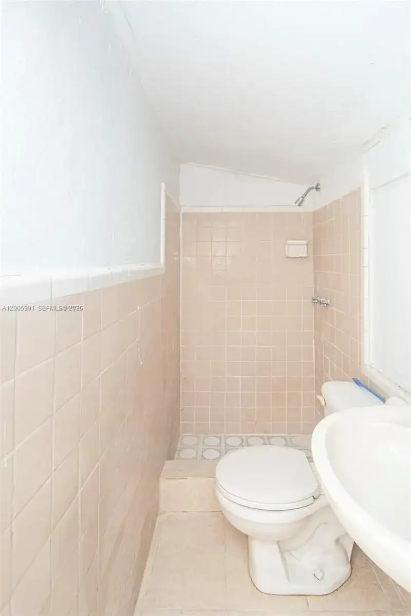 1878 NW 112th Ter # 1, Miami FL 33167 photo 5