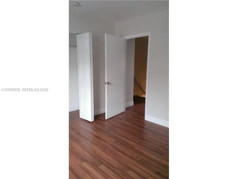 8025 NW 8th St # 12, Miami FL 33126 photo 4