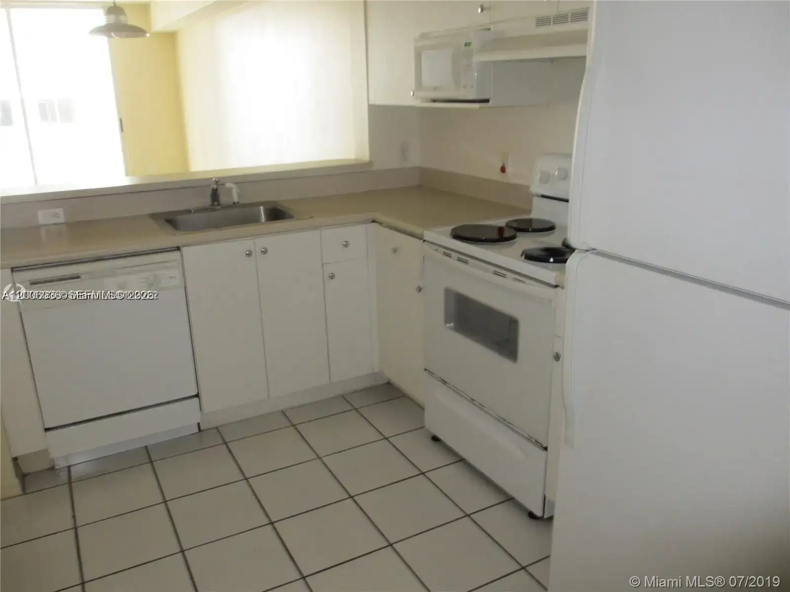 5091 NW 7th St # 807, Miami FL 33126 photo 3