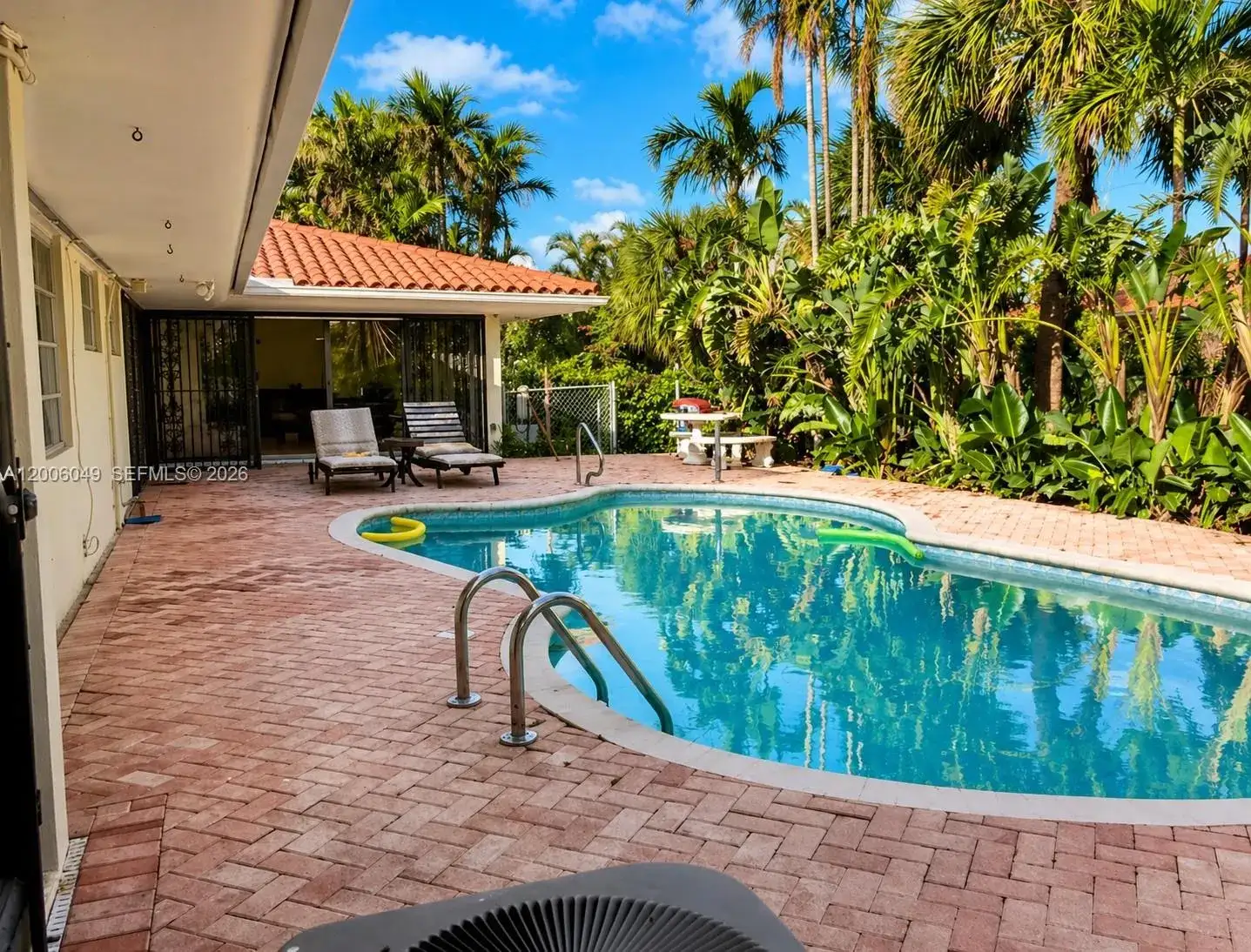 9205 Byron Ave, Surfside FL 33154 photo 5