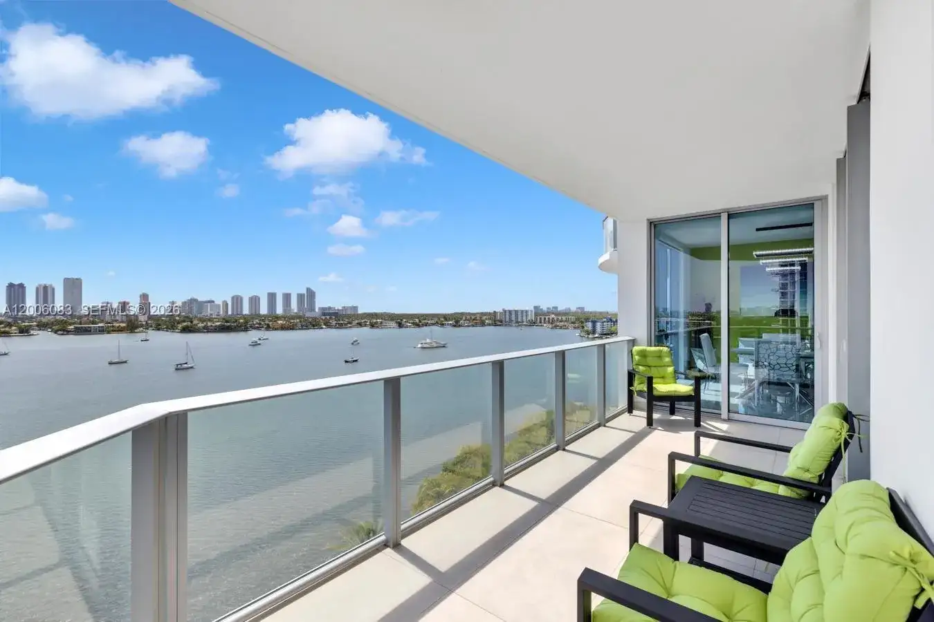 17111 Biscayne Blvd # 909, North Miami Beach FL 33160 photo 2