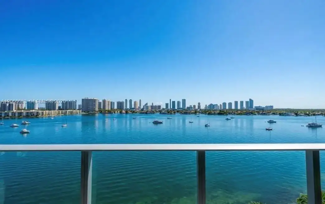 17111 Biscayne Blvd # 909, North Miami Beach FL 33160 photo 4