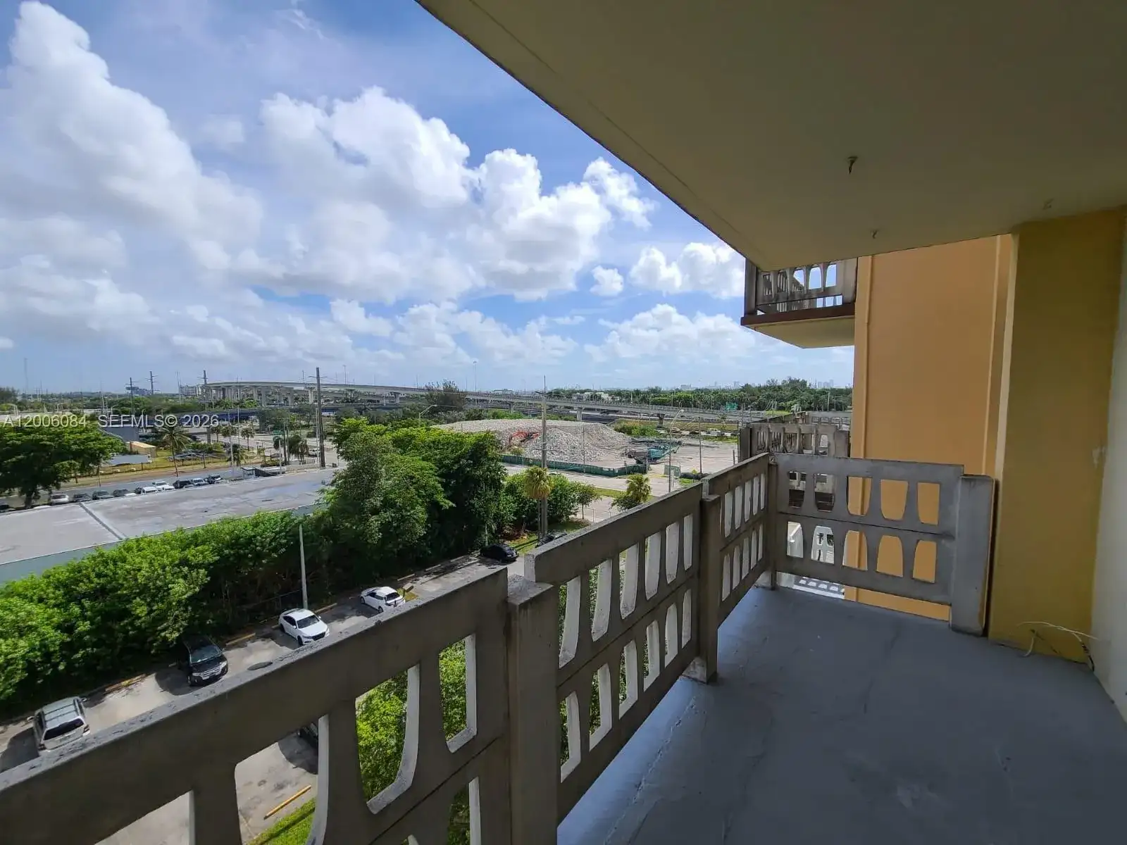15600 NW 7th Ave # 709, Miami FL 33169 photo 4