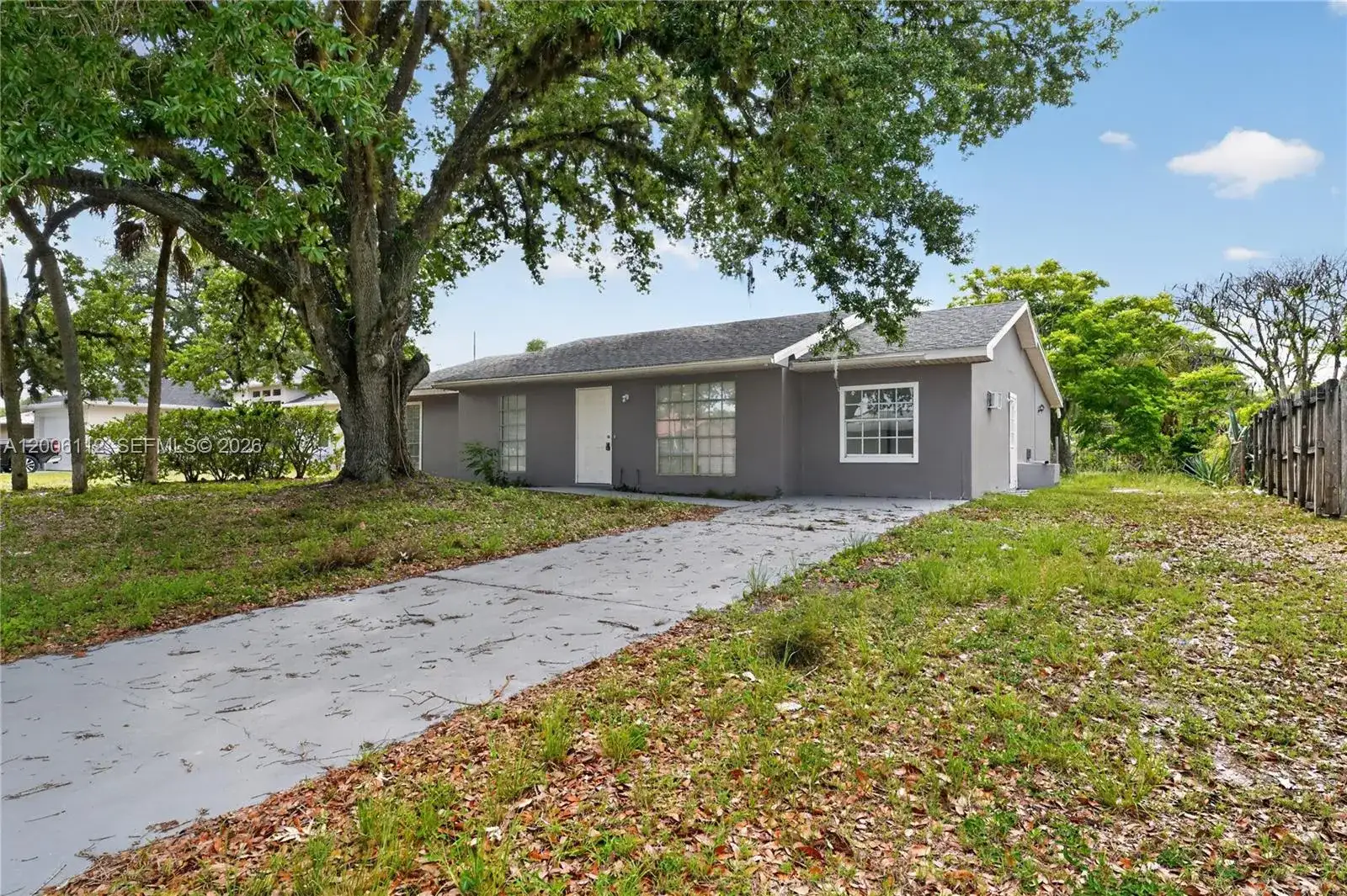 4030 SCHOOL CIR, La Belle FL 33935 photo 3