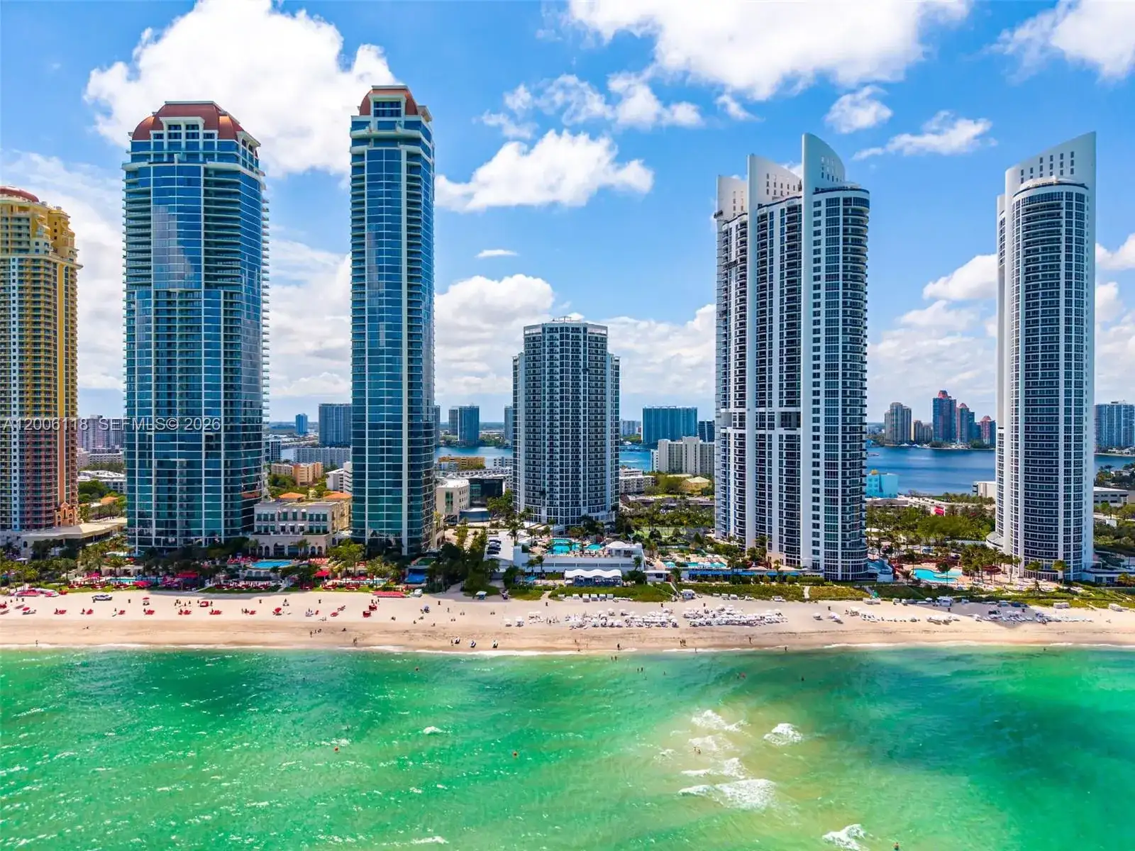 18001 Collins Ave # 2209, Sunny Isles Beach FL 33160 photo 2
