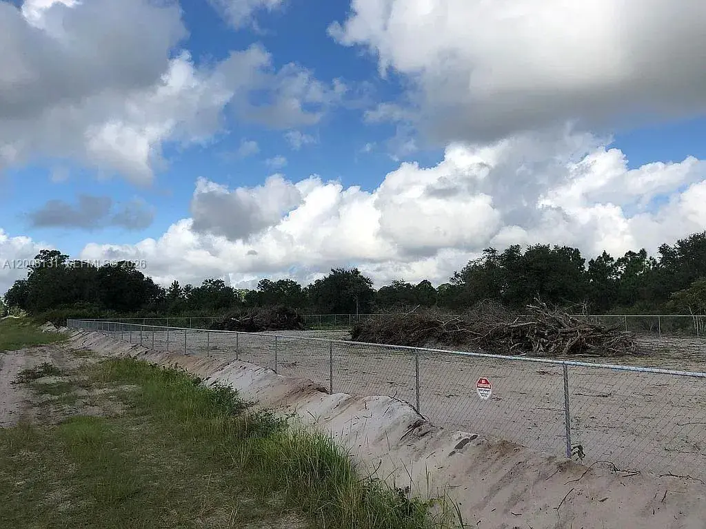 580 S Jasmine St, Clewiston FL 33440