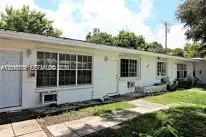 190 NE 90th St # 1, El Portal FL 33138 photo 3