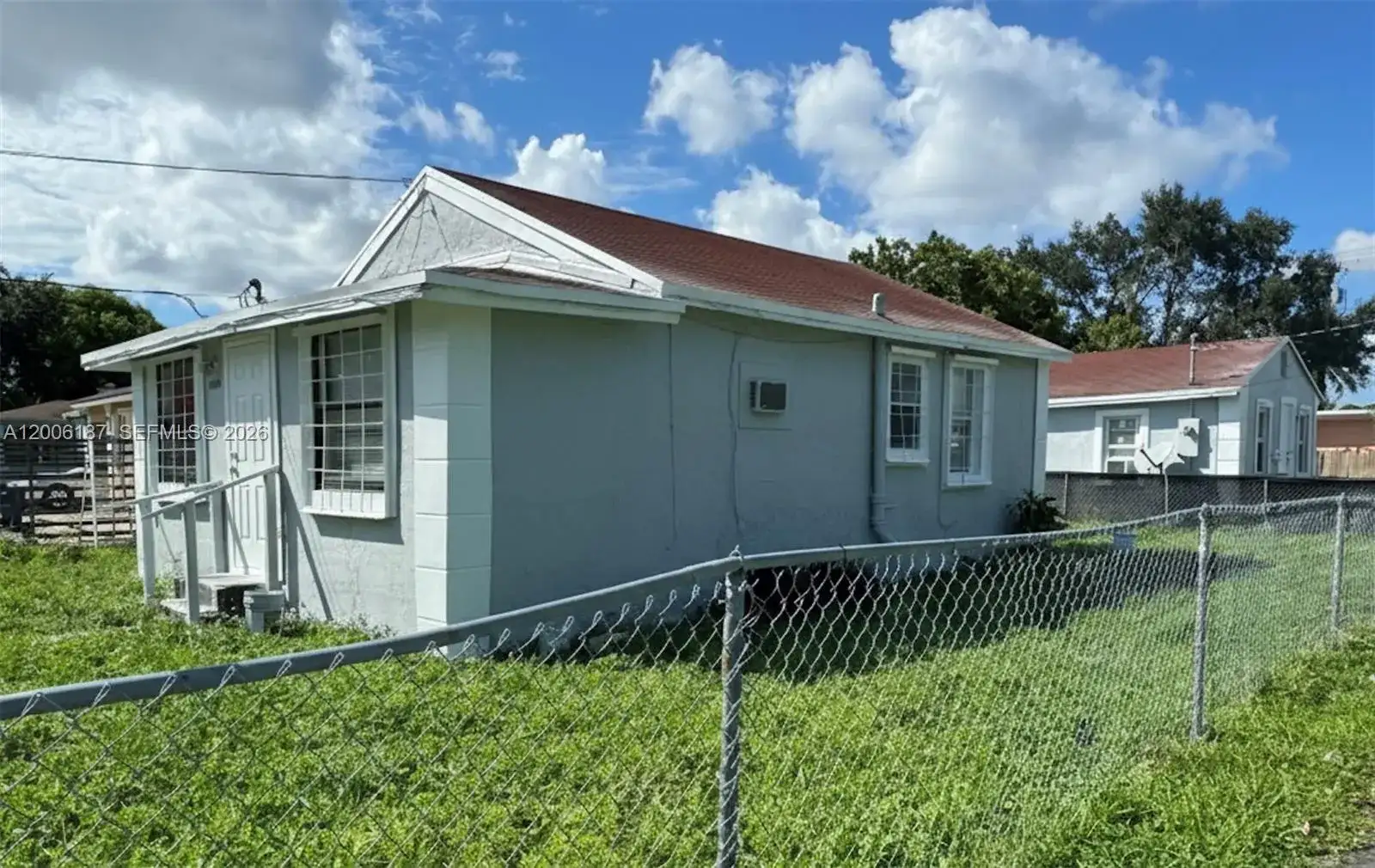 2103 NW 57th St, Miami FL 33142 photo 3