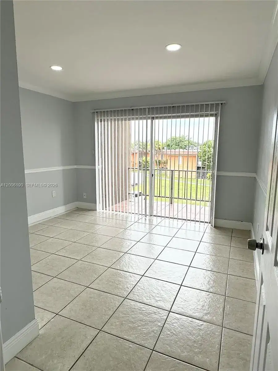 9405 SW 76th St # Y32, Miami FL 33173 photo 5
