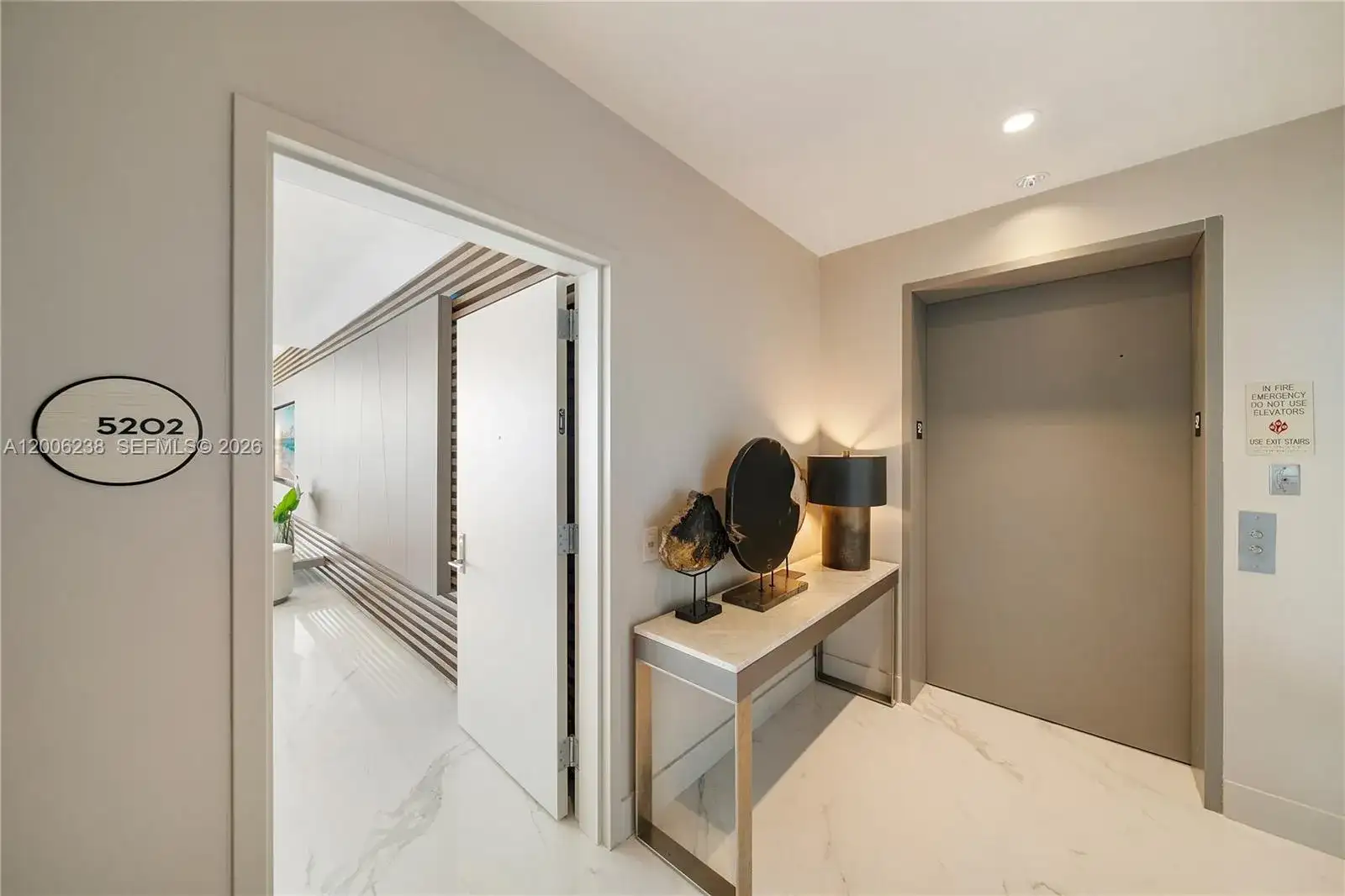 3131 NE 7th Ave, Miami FL 33137 photo 2