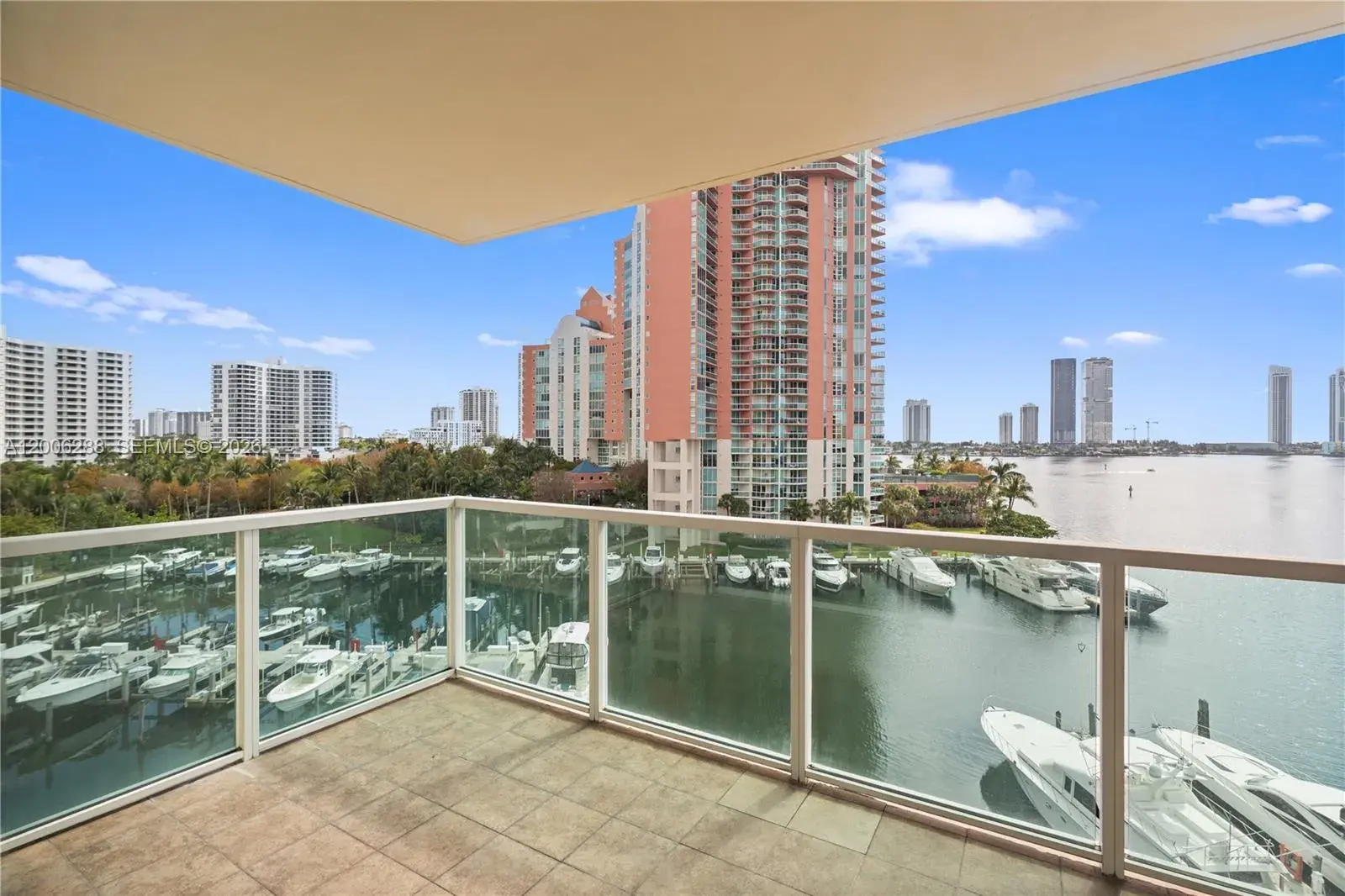 3330 NE 190th St # 712, Aventura FL 33180