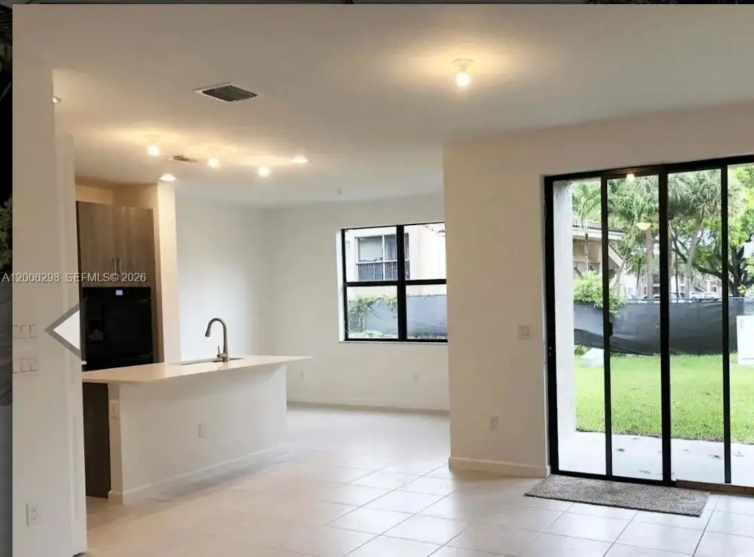3525 NW 1st St, Pompano Beach FL 33069 photo 3