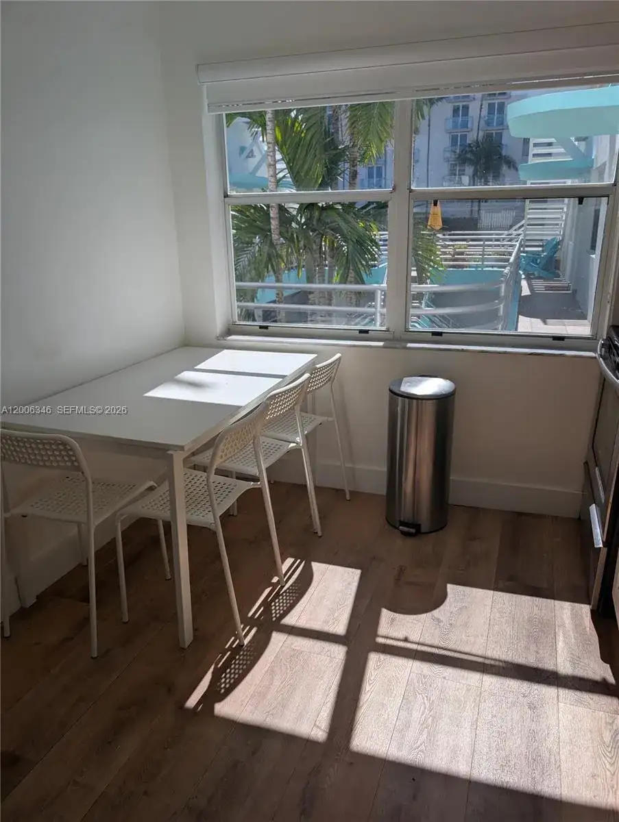 326 Wilson St # 201, Hollywood FL 33019 photo 4