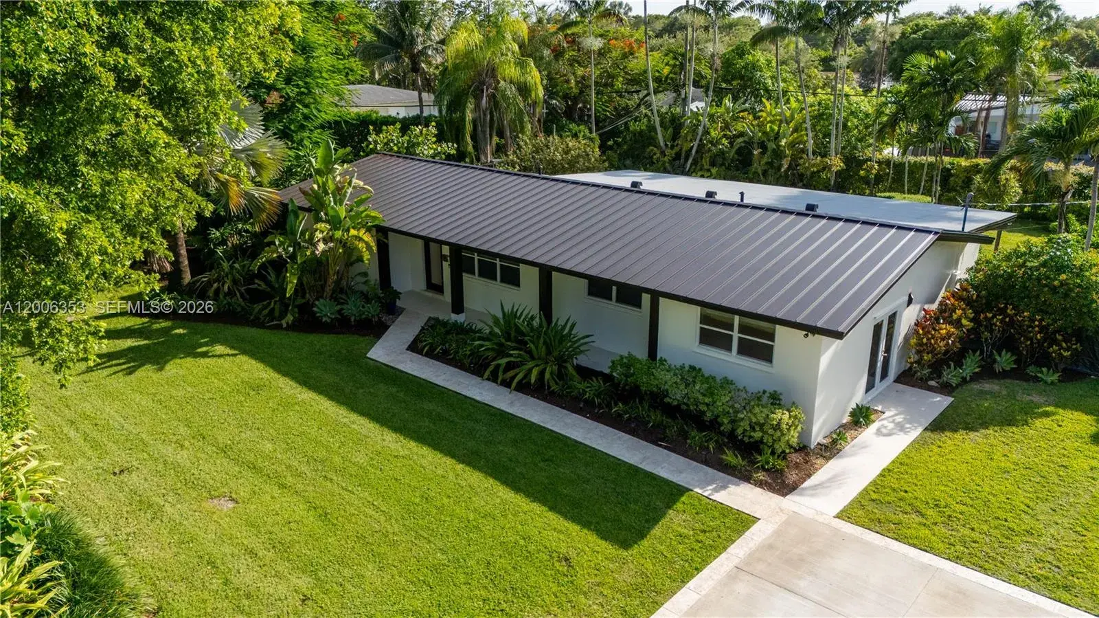 15730 SW 87th Ct, Palmetto Bay FL 33157